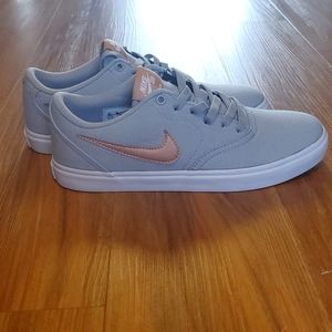 Nike SB Check Solarsoft,